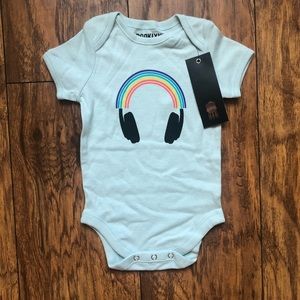 Cute body Brooklyn Industries 3-6 months